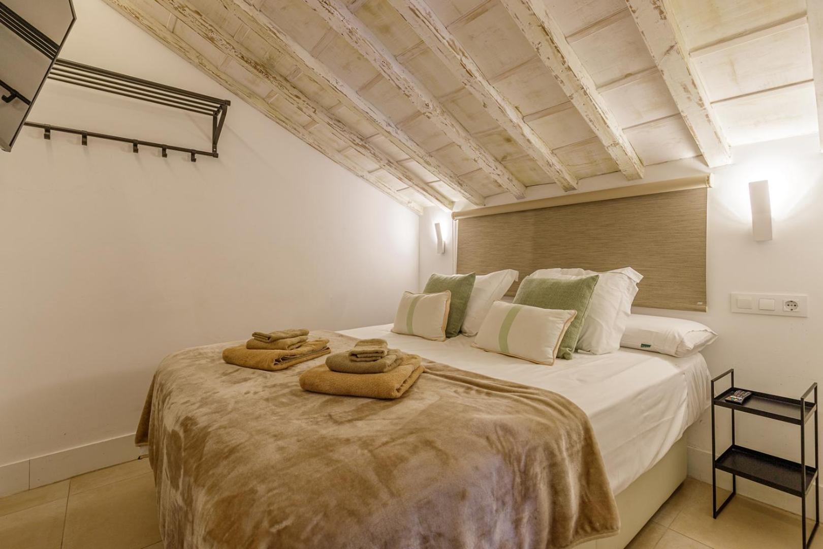 Apartamento Thegood Mitjana Málaga Exterior foto