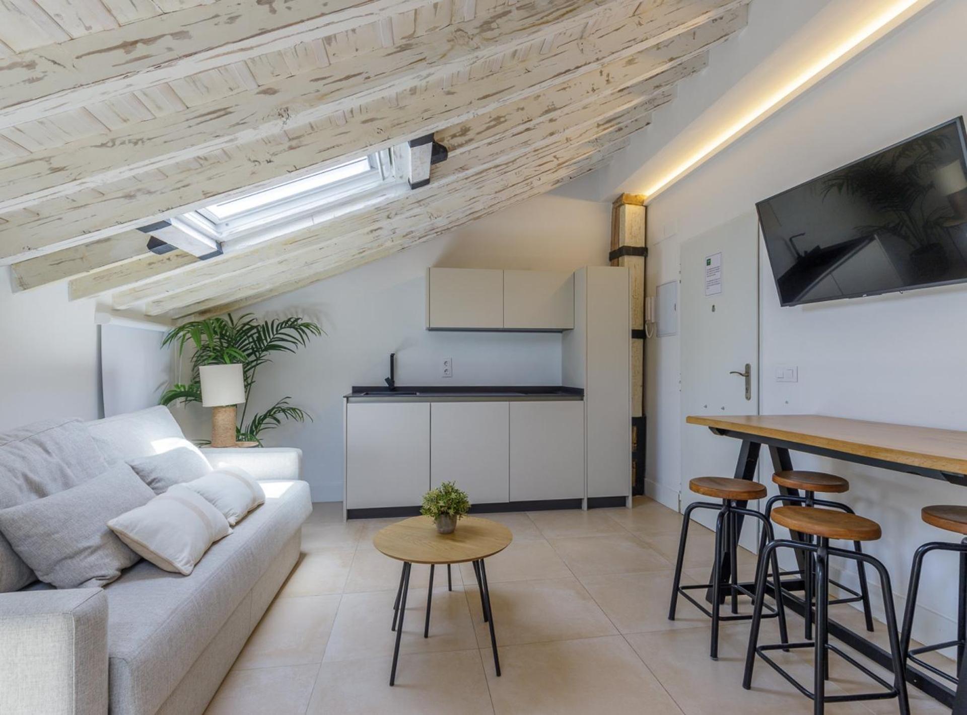 Apartamento Thegood Mitjana Málaga Exterior foto