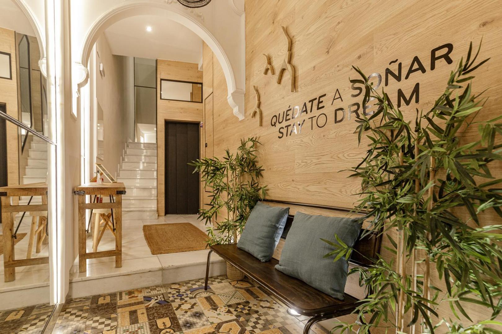 Apartamento Thegood Mitjana Málaga Exterior foto
